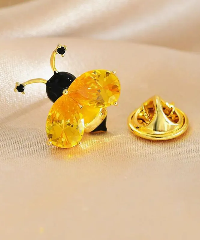 DIY Yellow Alloy Crystal Little Bee Brooches QD042